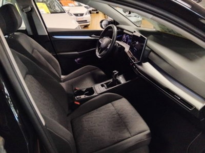 Volkswagen Golf 2.0 TDI SCR Life (12)