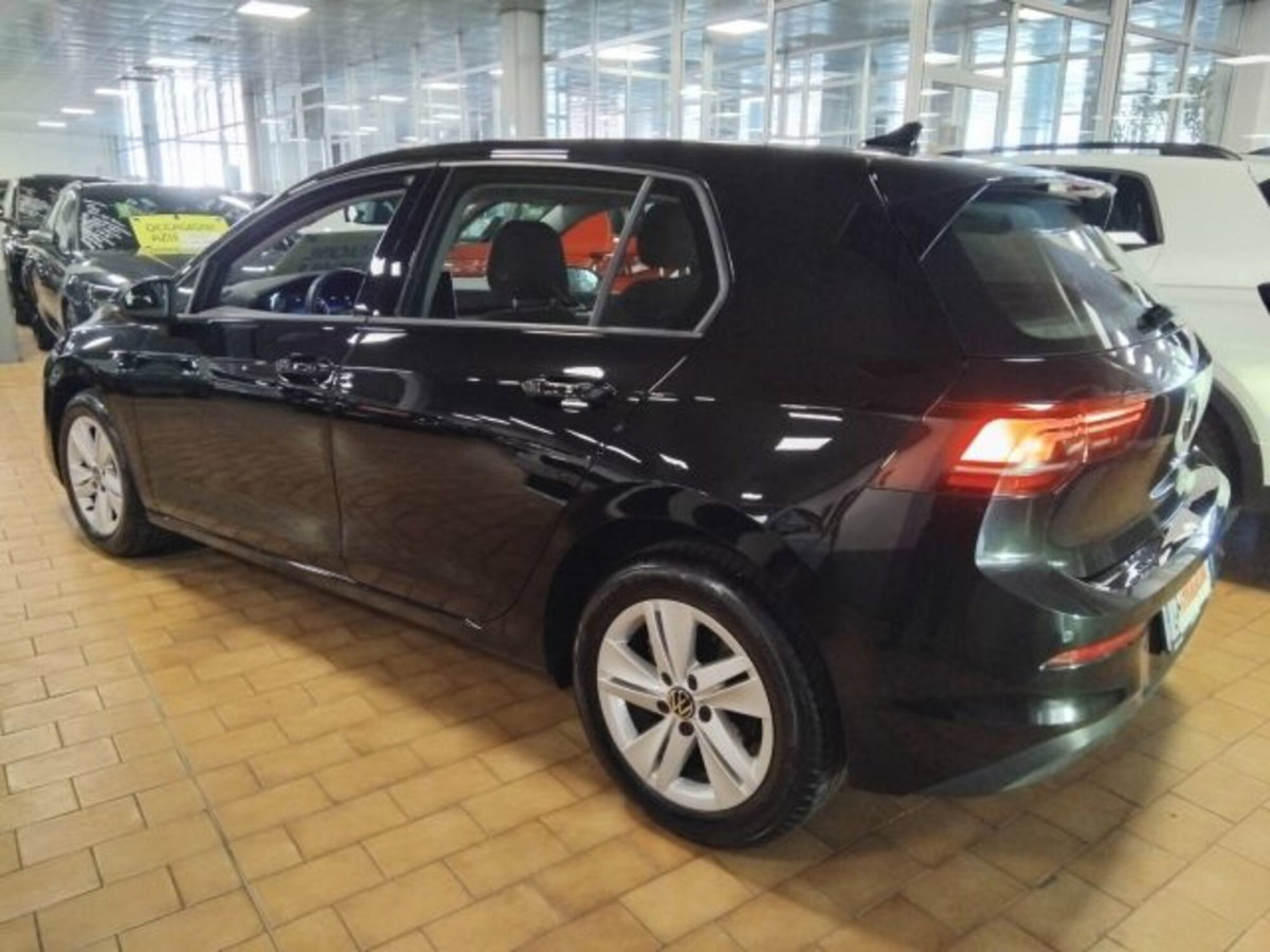 Volkswagen Golf 2.0 TDI SCR Life (4)
