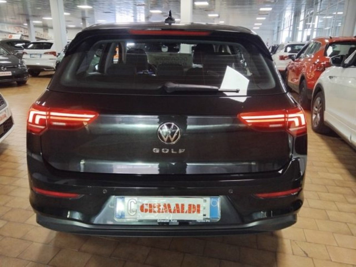Volkswagen Golf 2.0 TDI SCR Life (5)