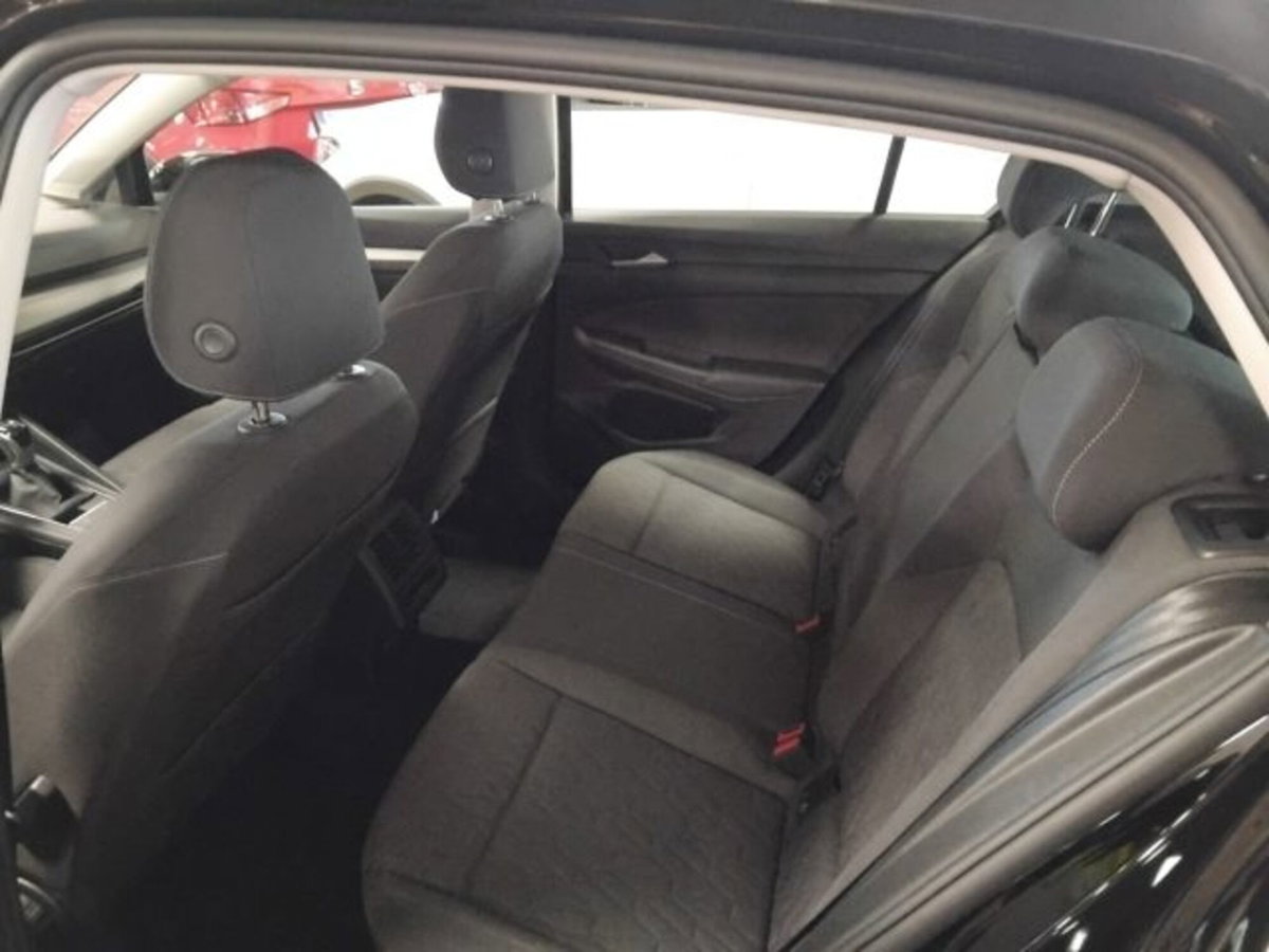 Volkswagen Golf 2.0 TDI SCR Life (7)
