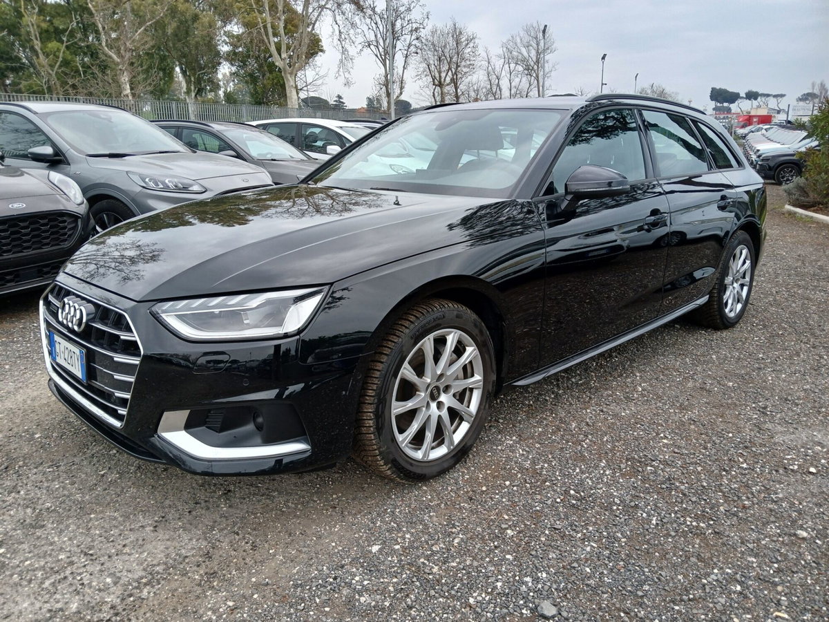 Audi A4 Avant 40 TDI quattro S tronic Business Advanced
