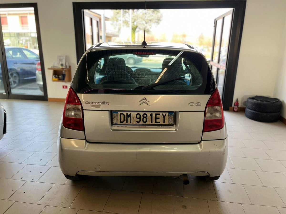 Citroen C2 1.4 HDi 70CV Elegance (12)