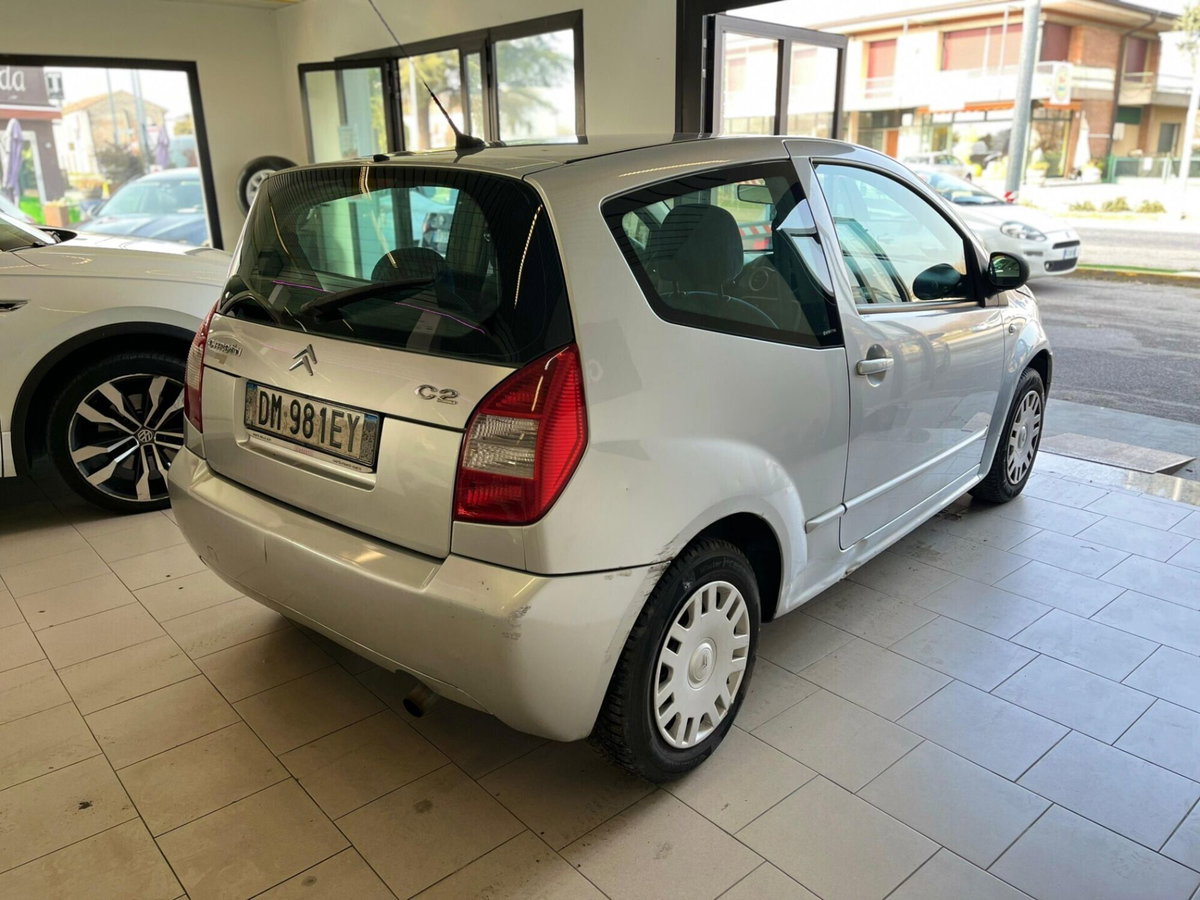 Citroen C2 1.4 HDi 70CV Elegance (13)