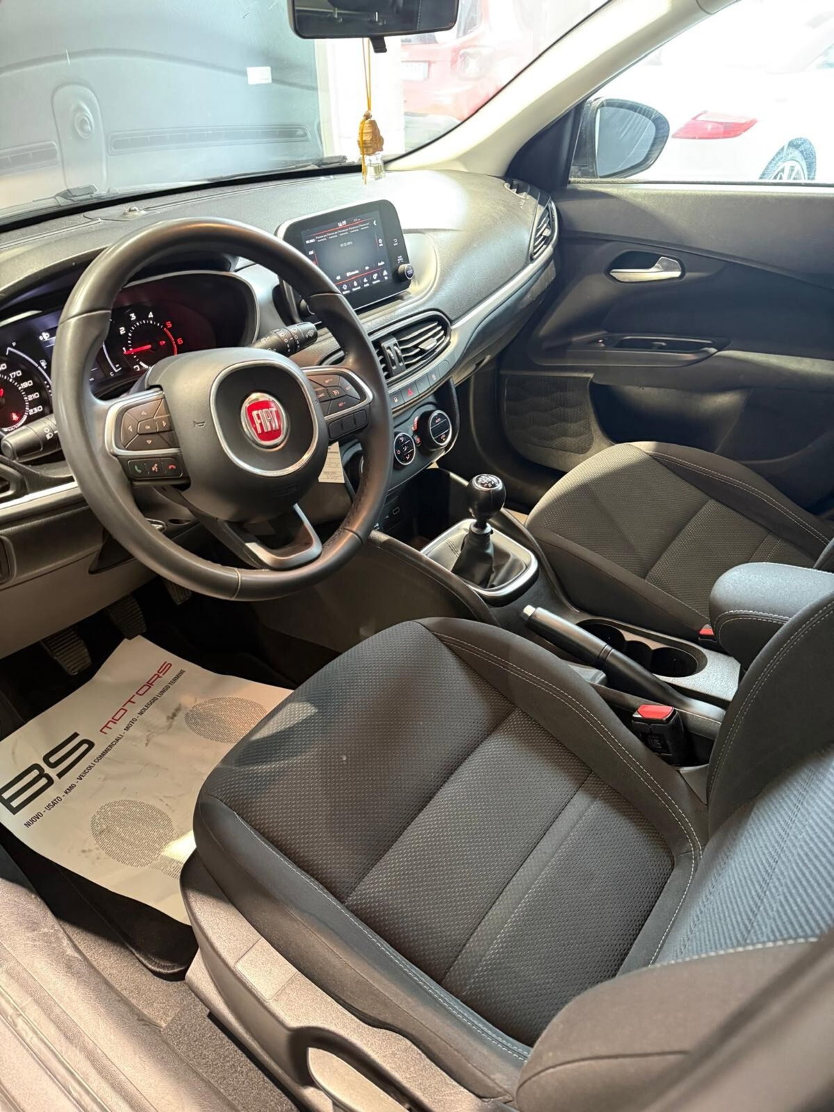 Fiat Tipo Station Wagon Tipo 1.6 Mjt S&S SW Lounge (9)