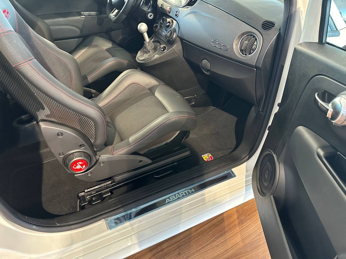 Abarth 595 595 1.4 Turbo T-Jet 180 CV Esseesse (10)