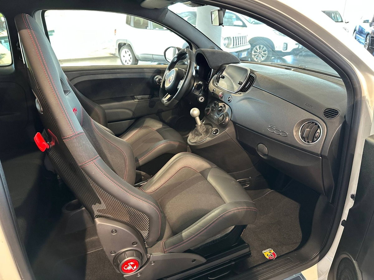 Abarth 595 595 1.4 Turbo T-Jet 180 CV Esseesse (11)