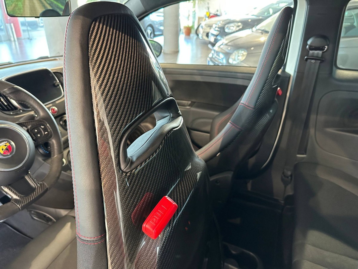 Abarth 595 595 1.4 Turbo T-Jet 180 CV Esseesse (7)