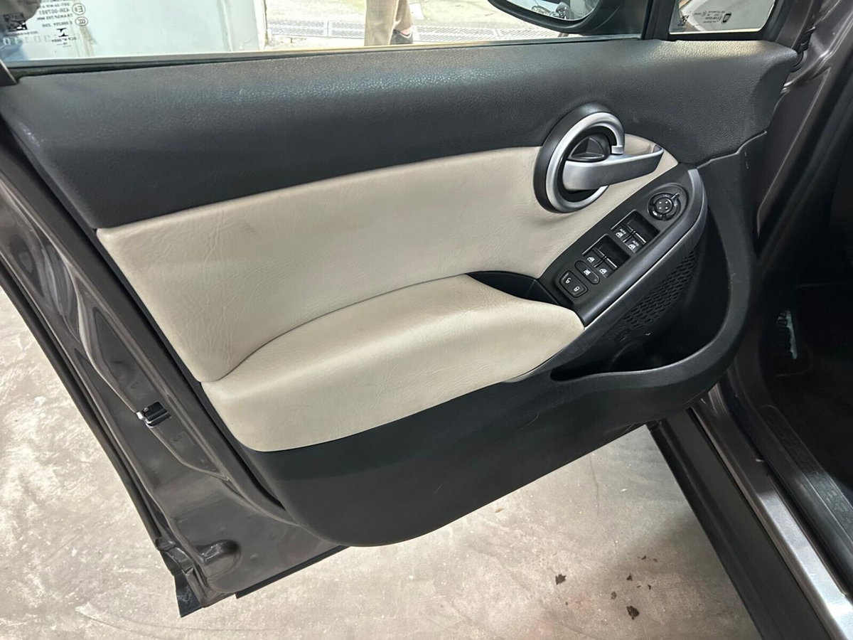 Fiat 500X 1.6 MultiJet 120 CV Lounge (13)