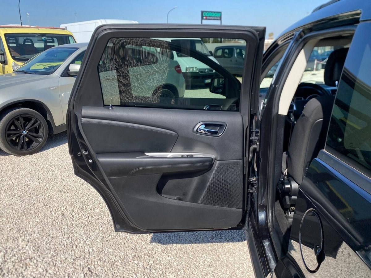 Fiat Freemont 2.0 Multijet 170 CV Lounge (12)