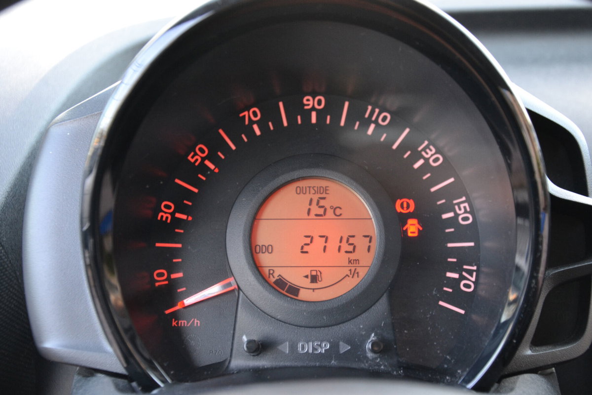 Citroen C1 C1 VTi 72 3 porte Shine (10)
