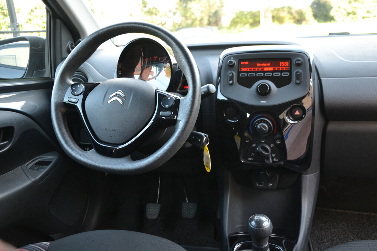 Citroen C1 C1 VTi 72 3 porte Shine (20)