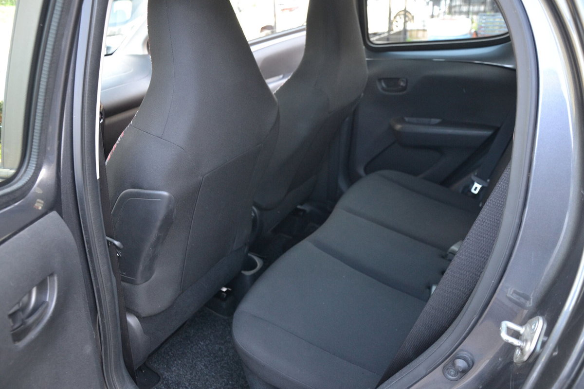 Citroen C1 C1 VTi 72 3 porte Shine (8)
