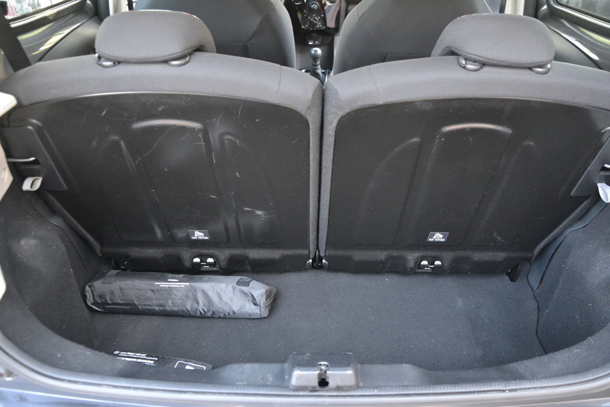 Citroen C1 C1 VTi 72 3 porte Shine (9)