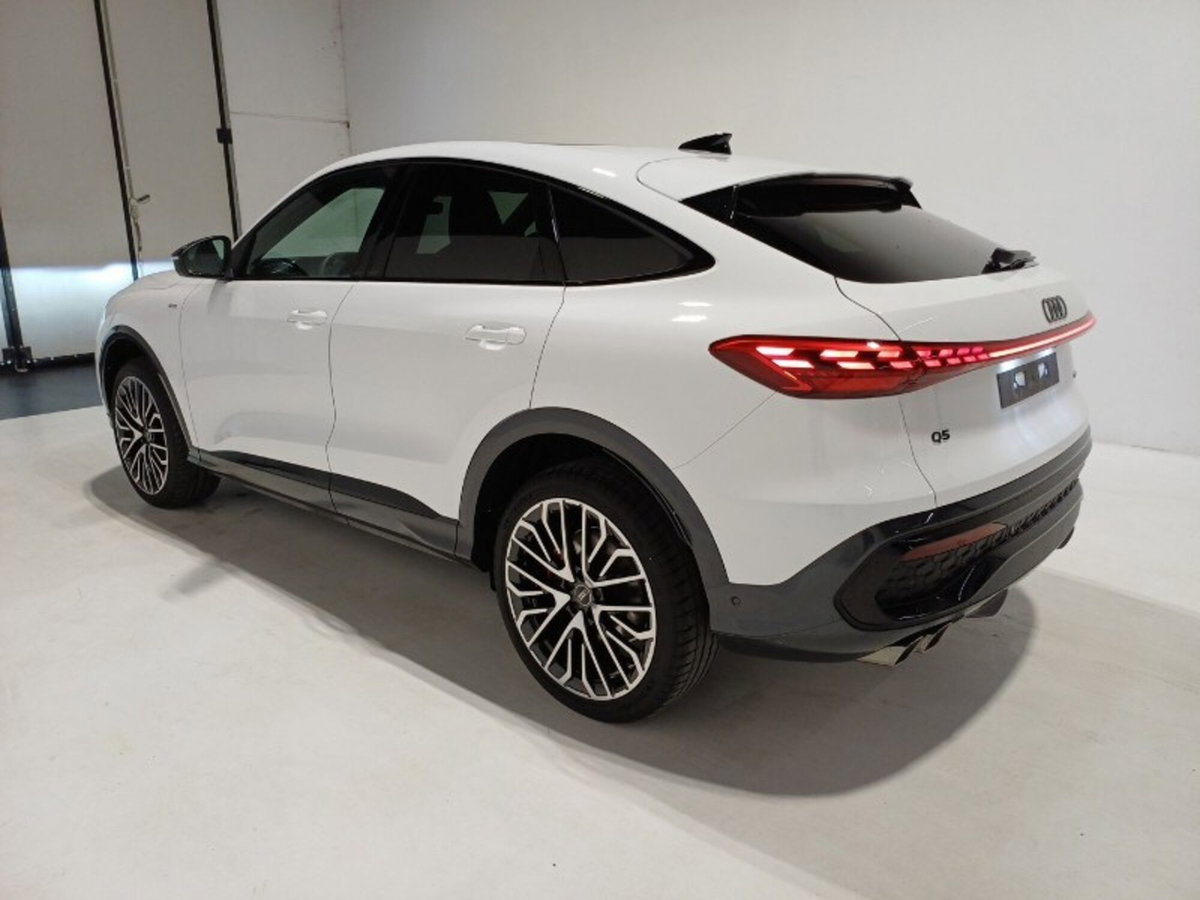 Audi Q5 Sportback 40 2.0 tdi mhev 12V S line Plus quattro s-tronic (4)