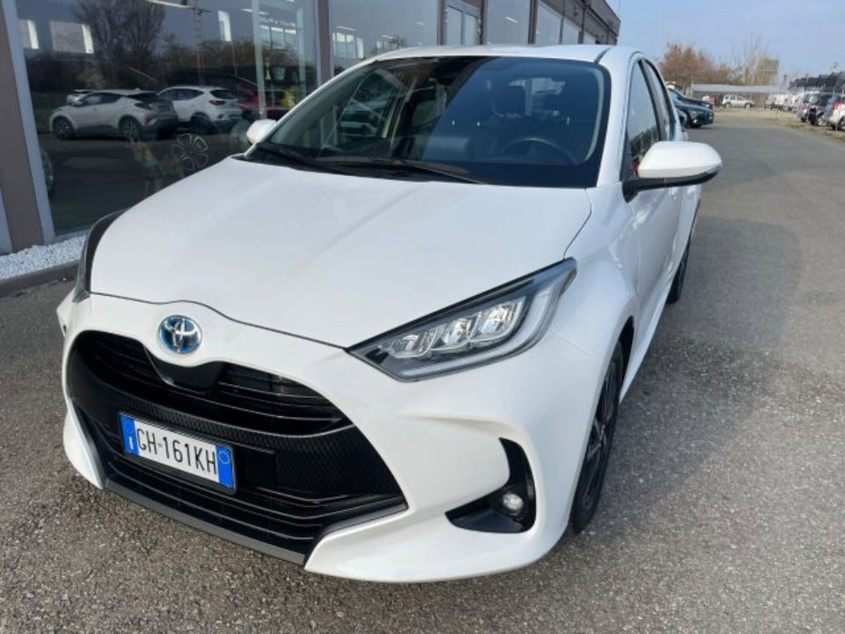 Toyota Yaris Cross 1.5 Hybrid 5p. E-CVT Trend (3)