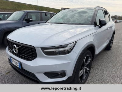 Volvo XC40 T4 Recharge Plug-in Hybrid R-design usata