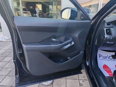 Jaguar E-Pace 2.0D 150 CV AWD S (19)