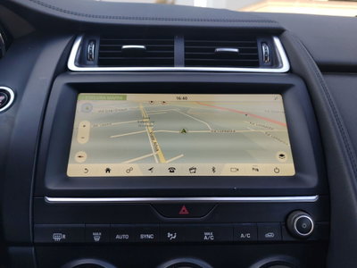 Jaguar E-Pace 2.0D 150 CV AWD S (9)