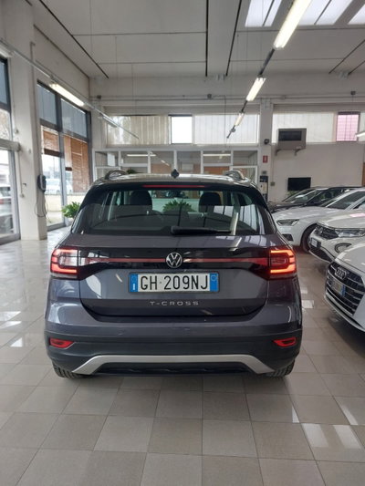 Volkswagen T-Cross 1.0 TSI Style BMT (4)