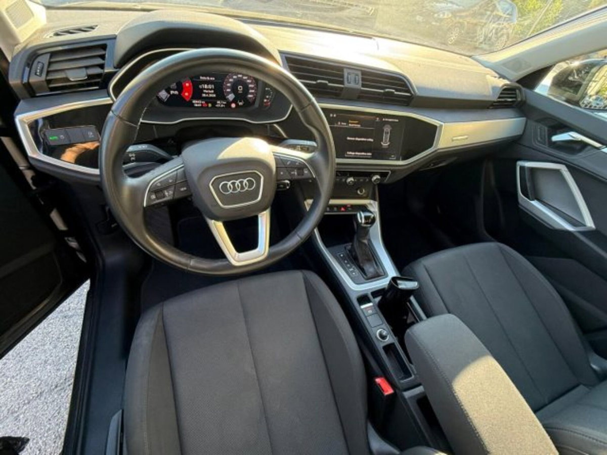 Audi Q3 35 TDI quattro S tronic Business Advanced (11)