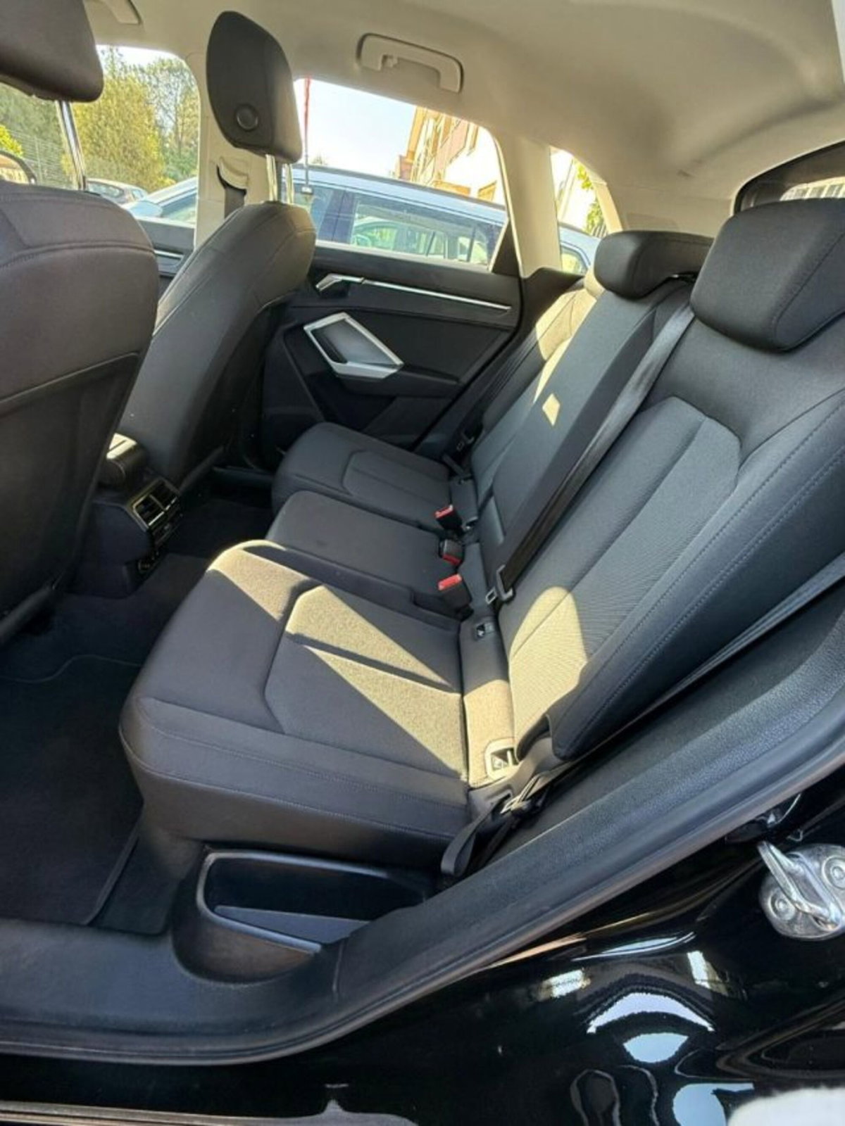 Audi Q3 35 TDI quattro S tronic Business Advanced (17)