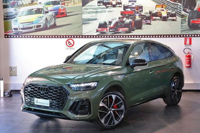 Audi Q5 Sportback 40 2.0 tdi mhev 12V Identity Black quattro s-tronic usata