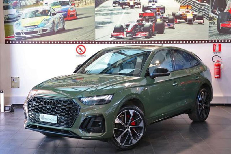 Audi Q5 Sportback 40 2.0 tdi mhev 12V Identity Black quattro s-tronic