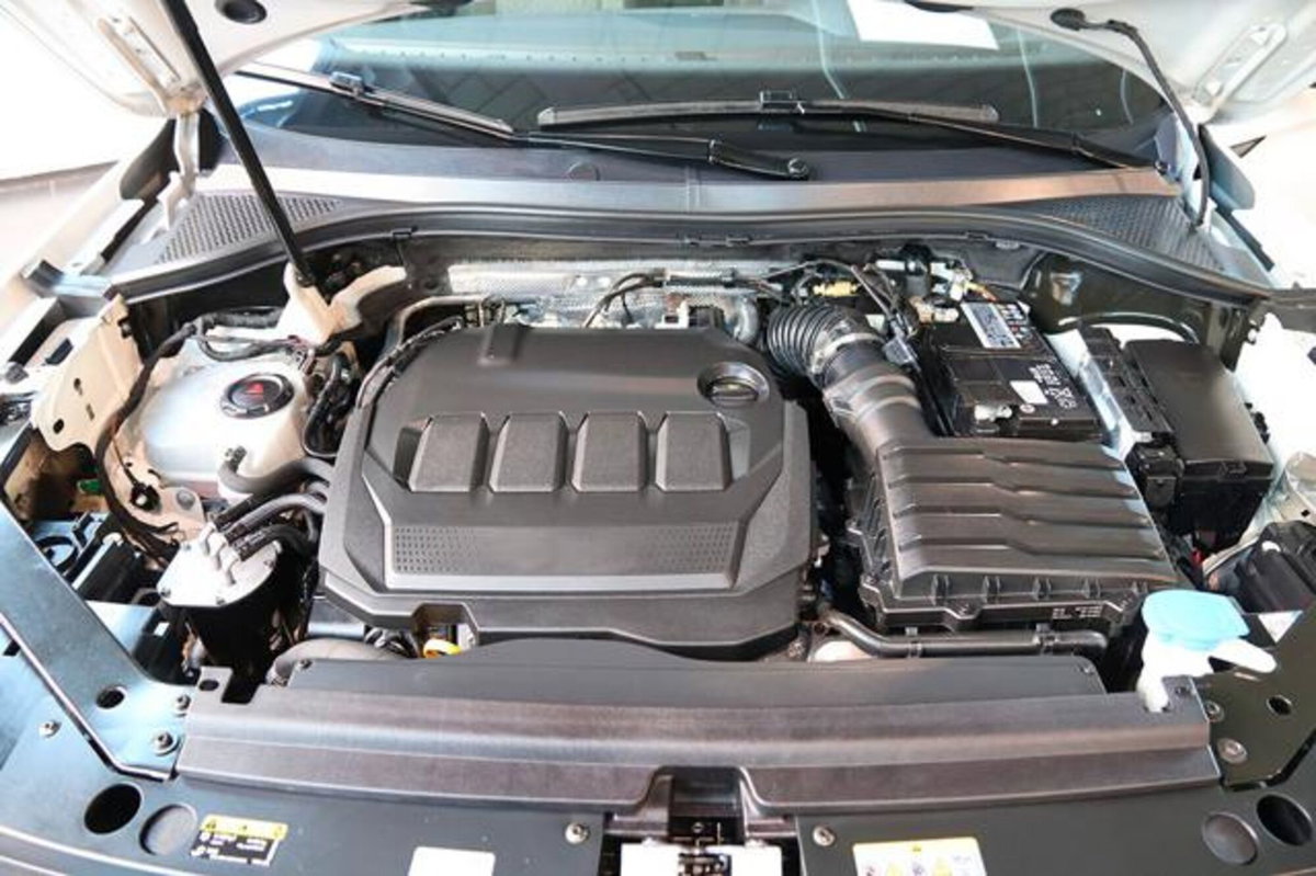 Volkswagen Tiguan 2.0 TDI 150 CV SCR DSG 4MOTION Life (11)