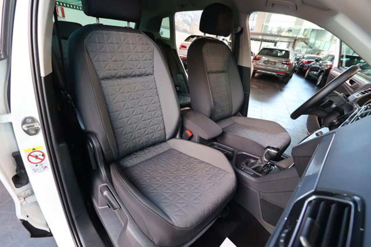 Volkswagen Tiguan 2.0 TDI 150 CV SCR DSG 4MOTION Life (16)