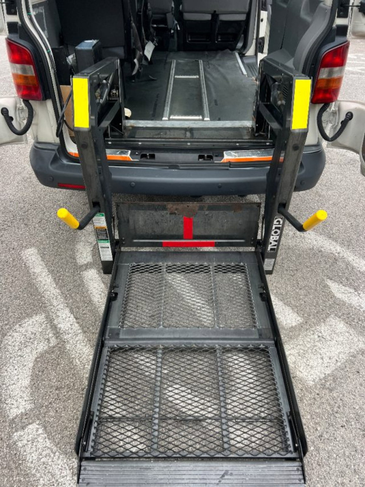 Volkswagen Veicoli Commerciali Caravelle Furgone 1.9 TDI/102CV PL (12)