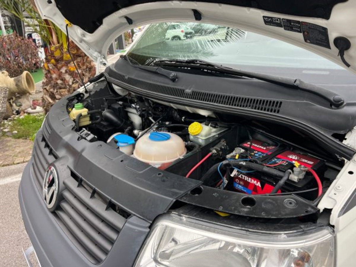 Volkswagen Veicoli Commerciali Caravelle Furgone 1.9 TDI/102CV PL (14)