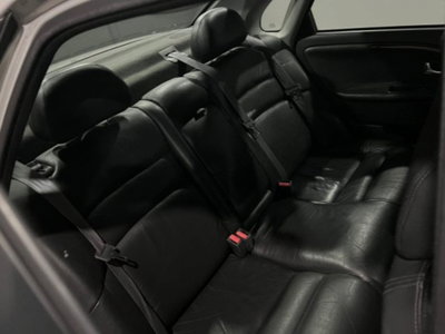 Volvo S40 1.9 turbodiesel cat (13)