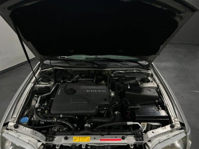 Volvo S40 1.9 turbodiesel cat (17)
