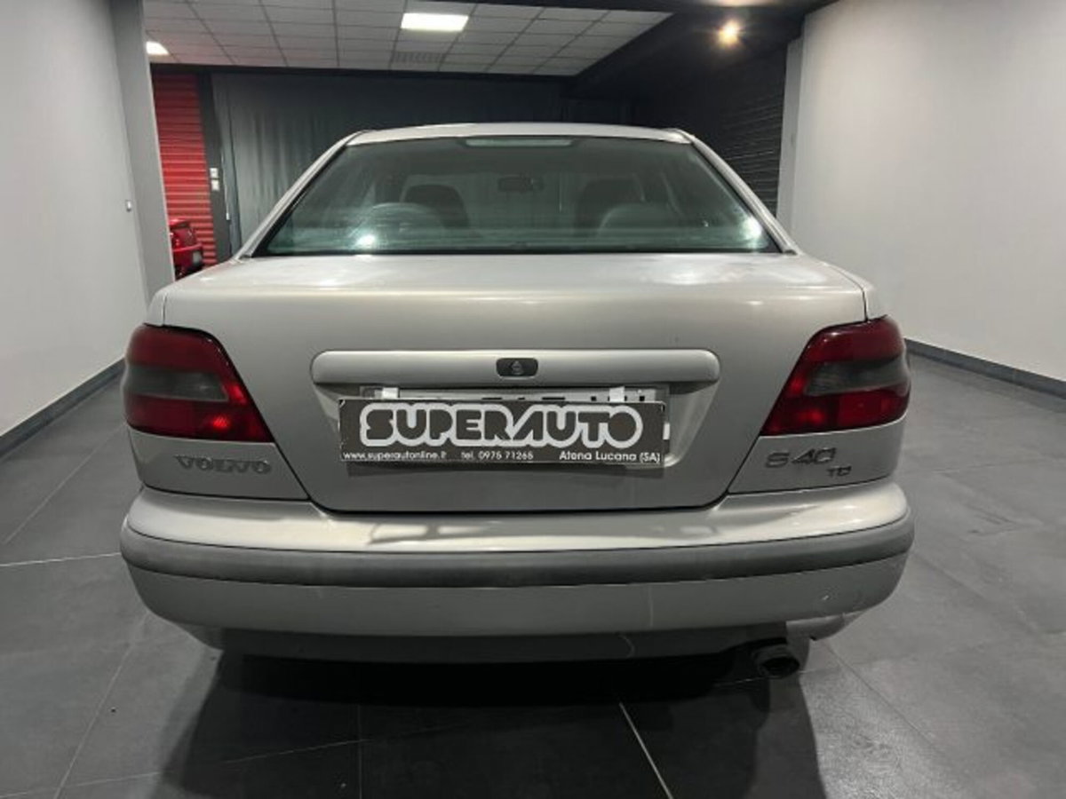 Volvo S40 1.9 turbodiesel cat (5)