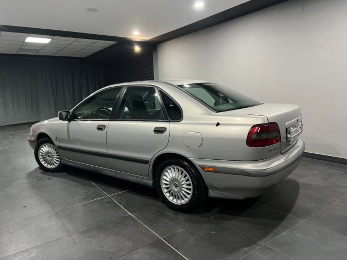 Volvo S40 1.9 turbodiesel cat (6)