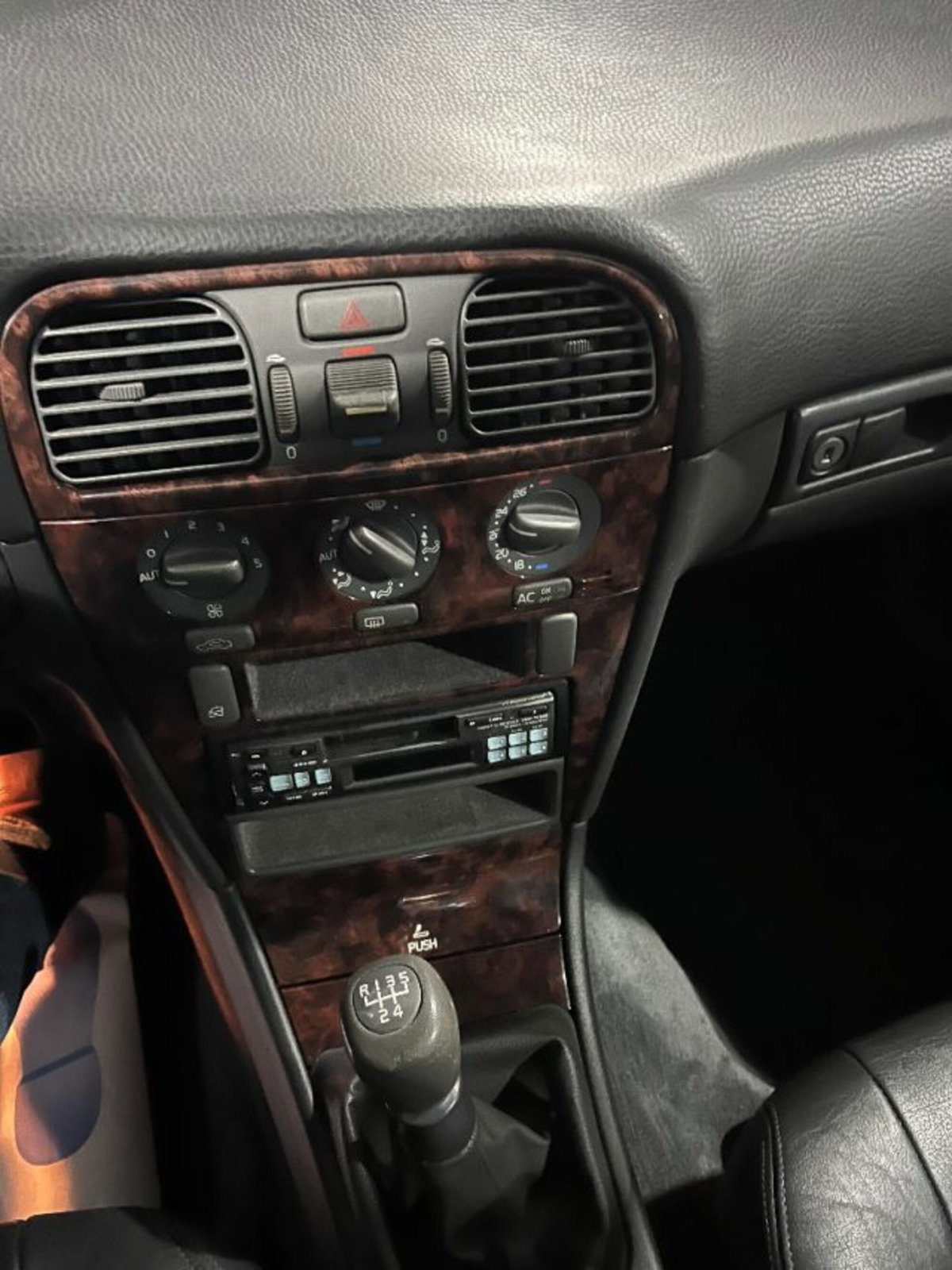 Volvo S40 1.9 turbodiesel cat (9)