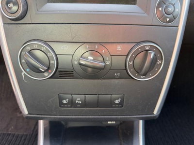 Mercedes-Benz Classe A 160 CDI BlueEFFICIENCY Avantgarde (16)