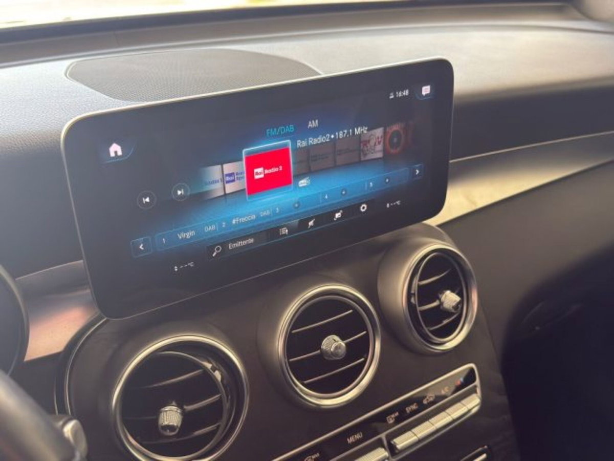 Mercedes-Benz GLC SUV 300 d 4Matic Premium (16)