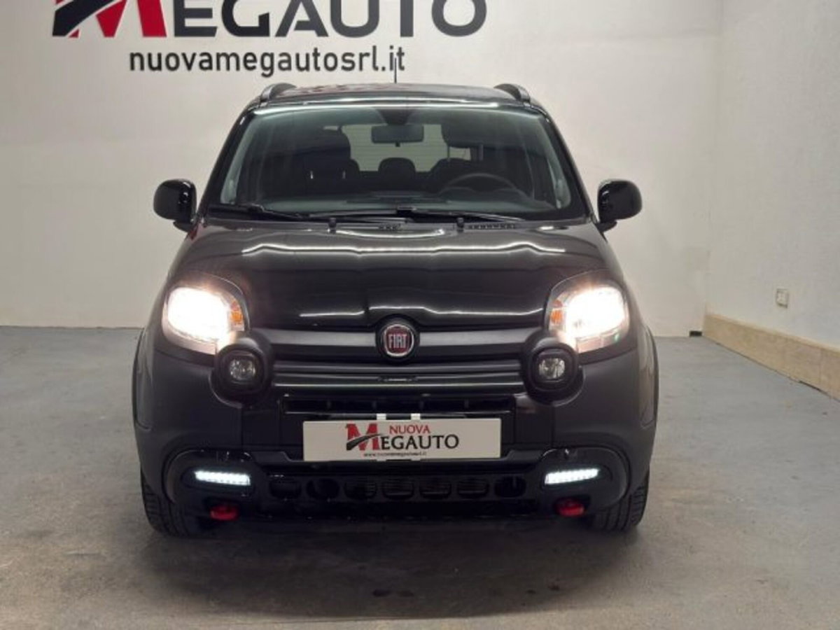 Fiat Panda Cross 1.0 firefly hybrid Cross s&s 70cv 5p.ti (2)