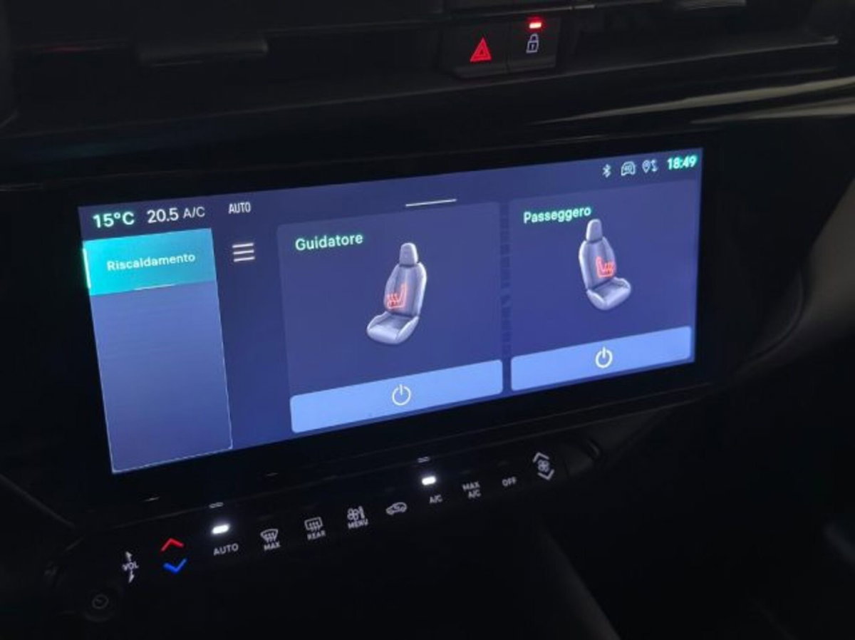 Alfa Romeo Junior elettrica Speciale 156cv (12)