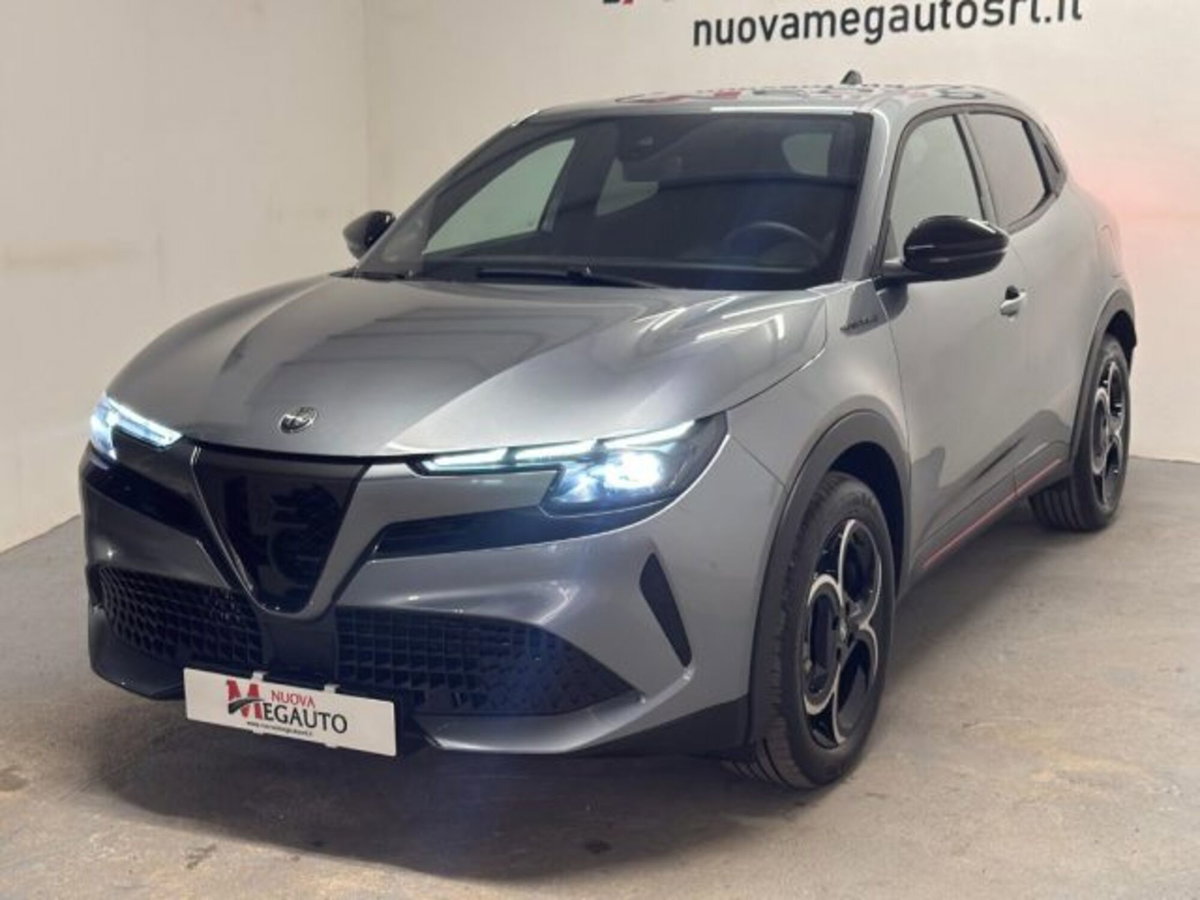 Alfa Romeo Junior elettrica Speciale 156cv (4)