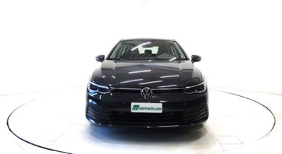 Volkswagen Golf Variant 1.0 eTSI EVO DSG Life (2)