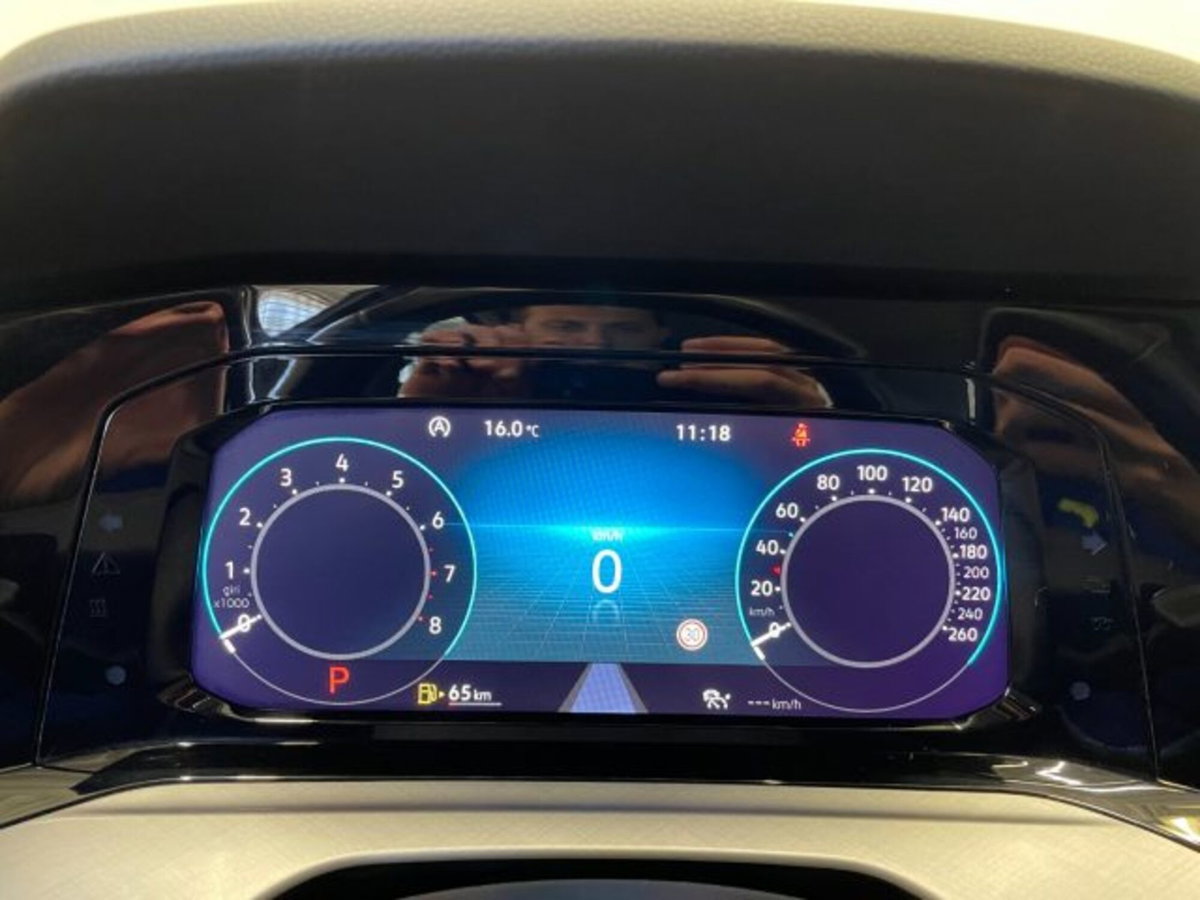 Volkswagen Golf Variant 1.0 eTSI EVO DSG Life (20)