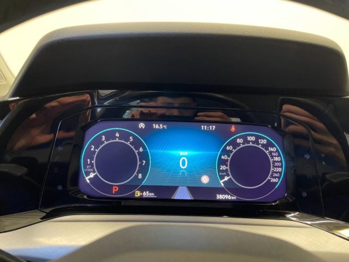 Volkswagen Golf Variant 1.0 eTSI EVO DSG Life (5)