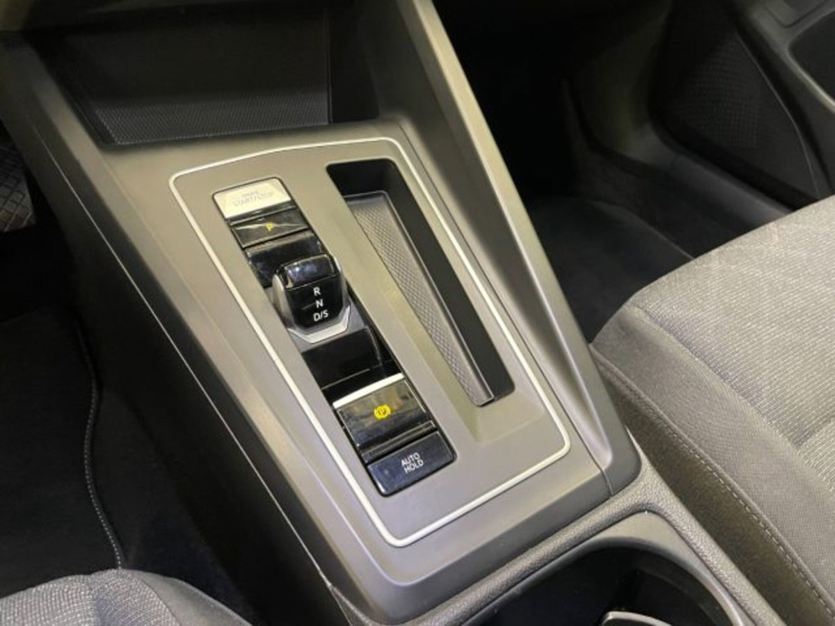Volkswagen Golf Variant 1.0 eTSI EVO DSG Life (8)