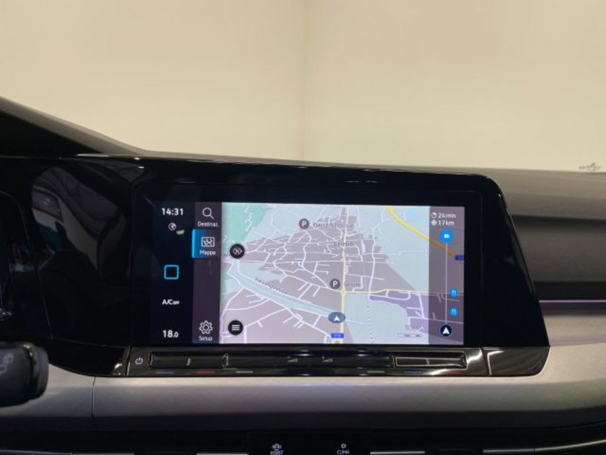 Volkswagen Golf Variant 1.0 eTSI EVO DSG Life (9)