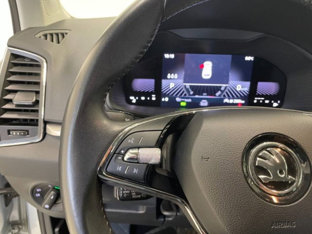 Skoda Karoq 2.0 TDI EVO SCR 115 CV DSG Ambition (17)