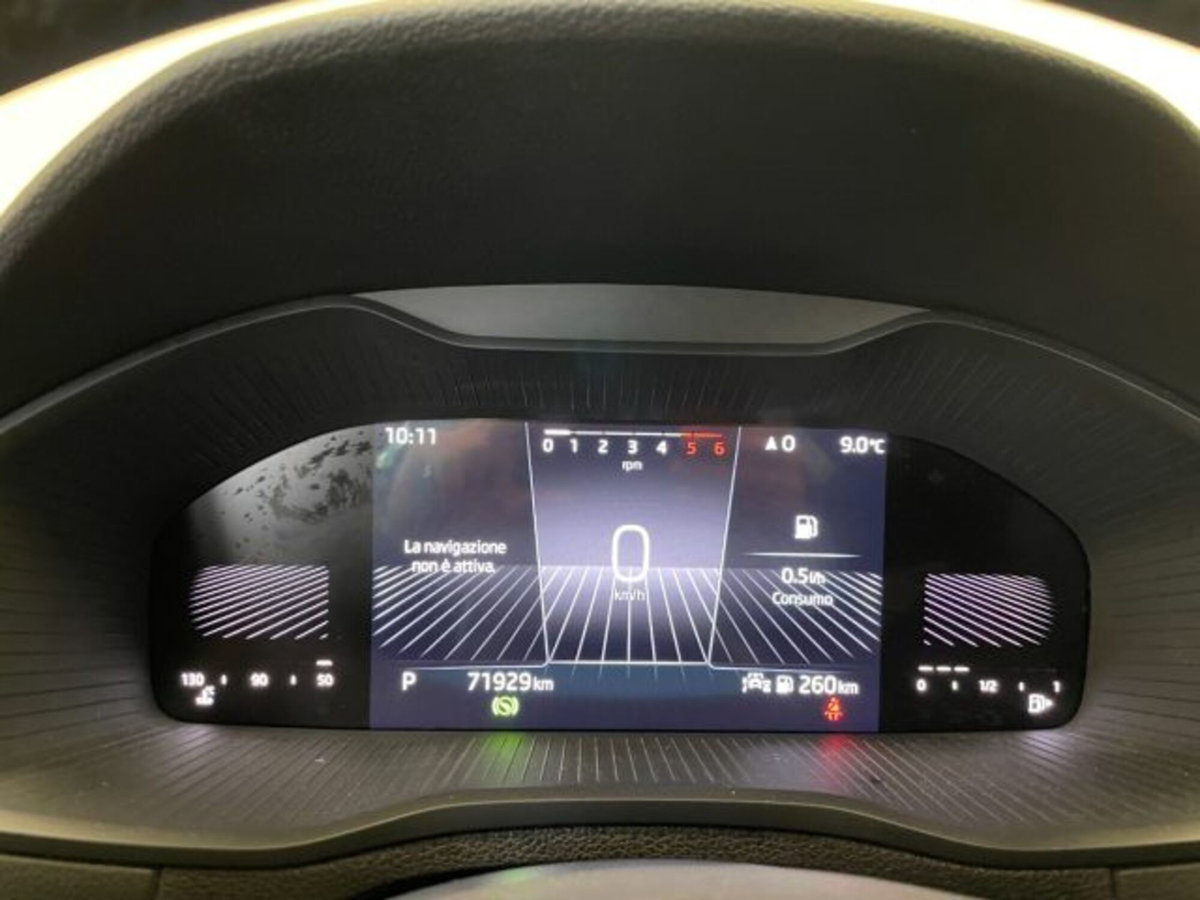 Skoda Karoq 2.0 TDI EVO SCR 115 CV DSG Ambition (19)