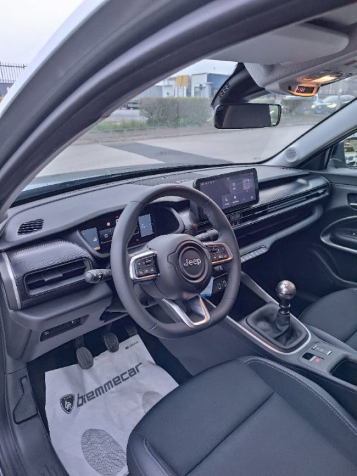 Jeep Avenger 1.2 turbo Altitude fwd 100cv (16)