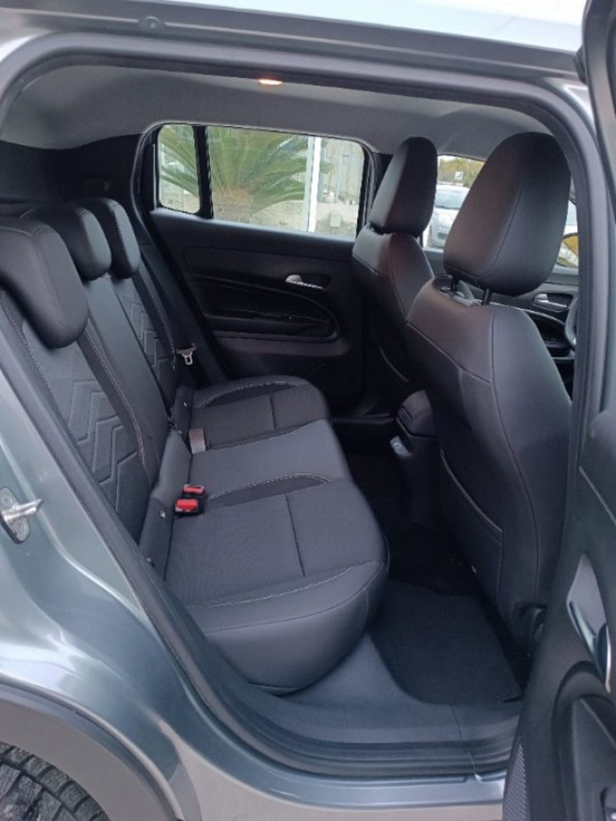 Jeep Avenger 1.2 turbo Altitude fwd 100cv (18)